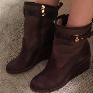 *Addt’l photos* Tory Burch booties